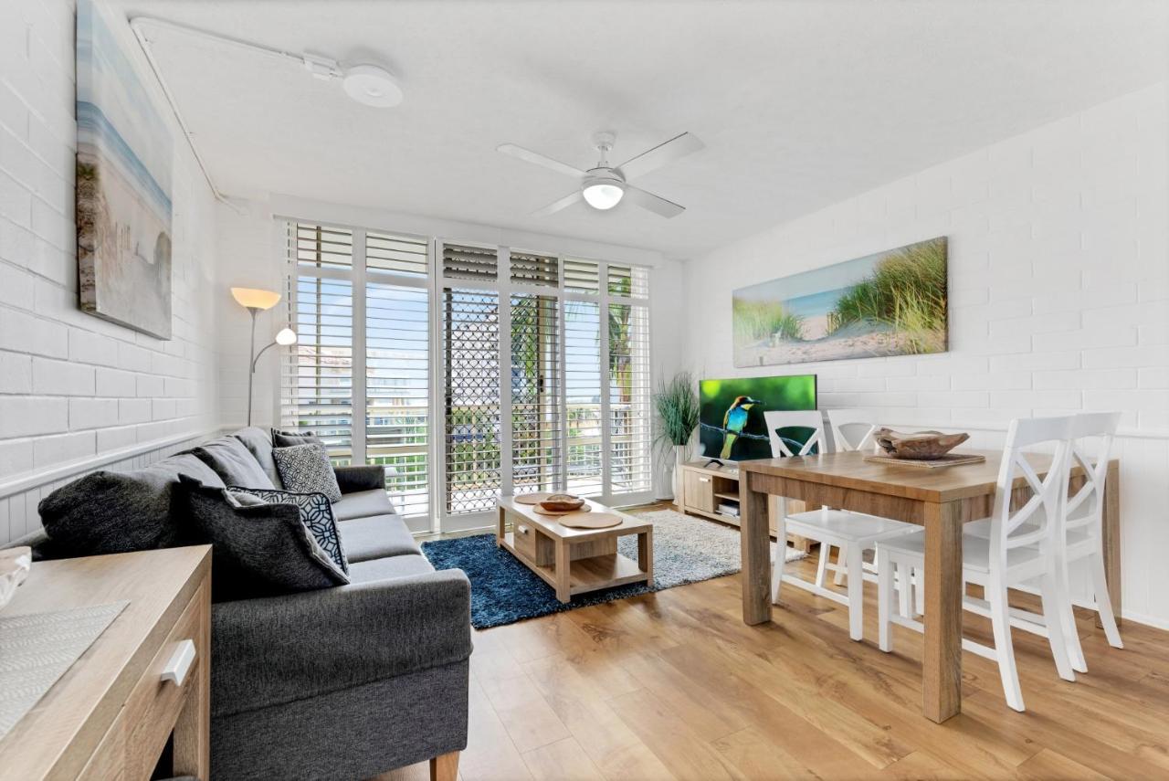 Surf Dance Apartments Coolum Beach Eksteriør billede